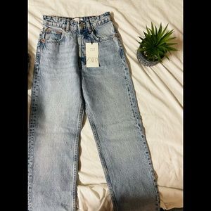 SOLD ZARA MOM JEANS BNWT